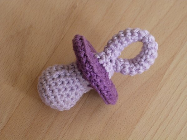 Crochet pattern for a rattle pacifier