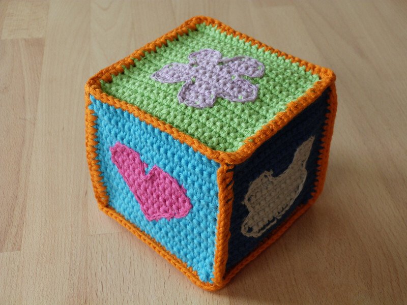 Häkelanleitung für einen Baby-Würfel - Bild 3
