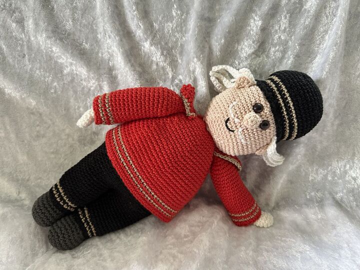 Häkelanleitung - Norbert Nussknacker