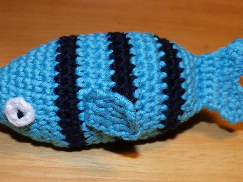 Häkelanleitung Baby-Rassel "Fisch"