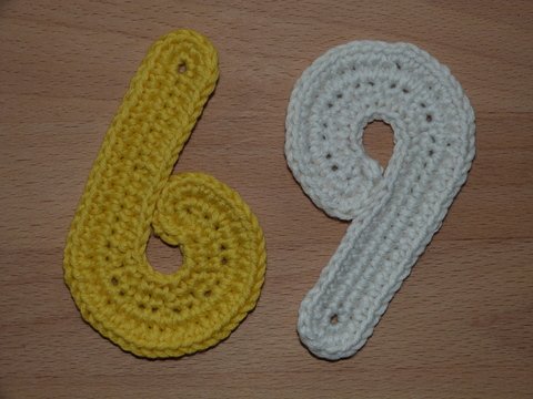 Häkelanleitung für eine große Zahlen-Applikation "6" oder "9"