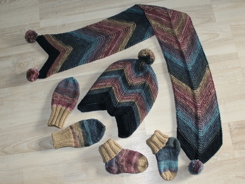 Strickanleitung Baby-Set, Mütze,Schal, Handschuhe, Söckchen, 4 - 10 Monate