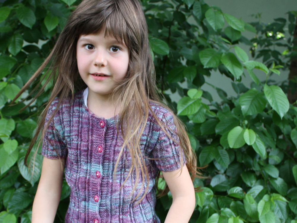 Jophiel - süße kurzärmelige Jacke für Mädchen 3 - 14 Jahre - Bild 3