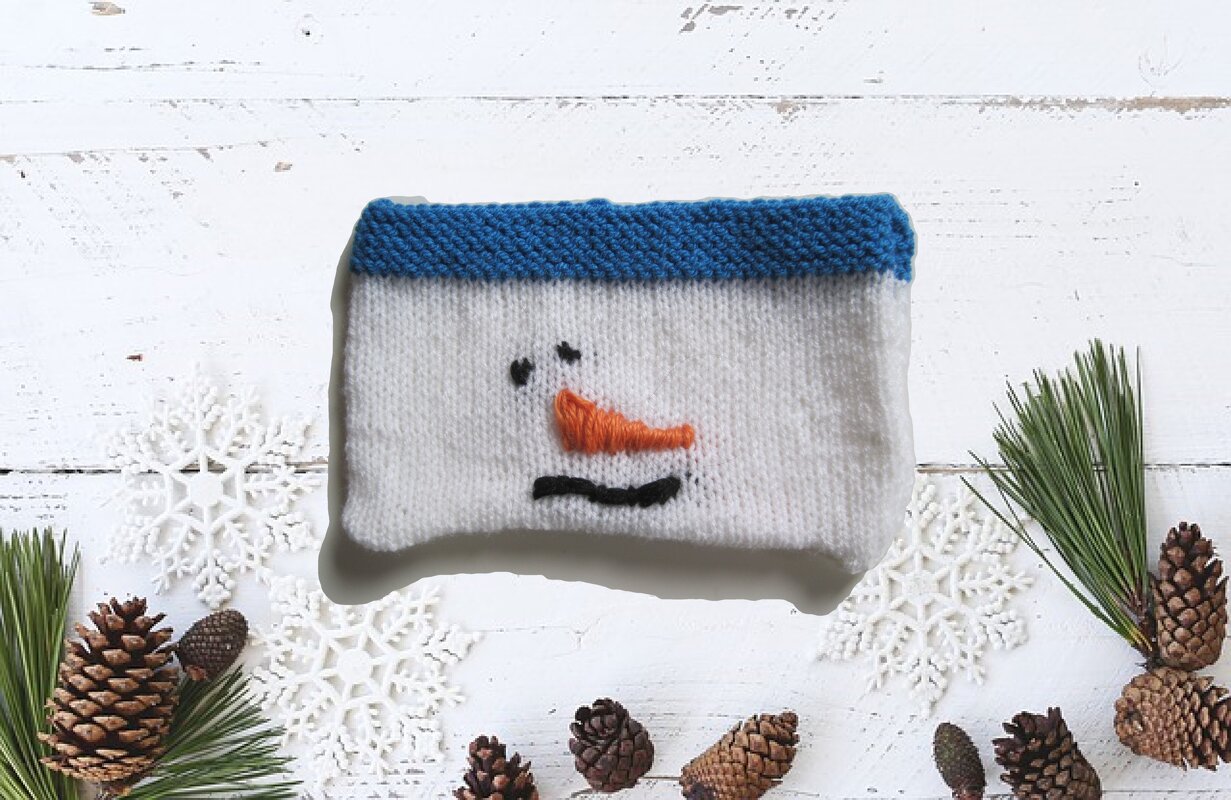 Strickanleitung Schneemanntasche 21 x 12 cm, perfekt für kleine Utensilien