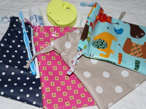 Beutelchen für Zahnbürste, Zahnpasta & Co.