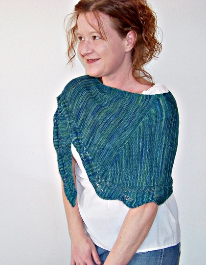 Knitting Pattern PDF Shawl – elegant crescent shaped design with lace edge
