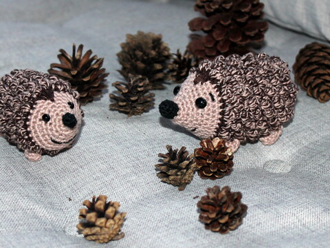 Igel häkeln – zwei Igelchen in zwei Größen (deutsche Anleitung)