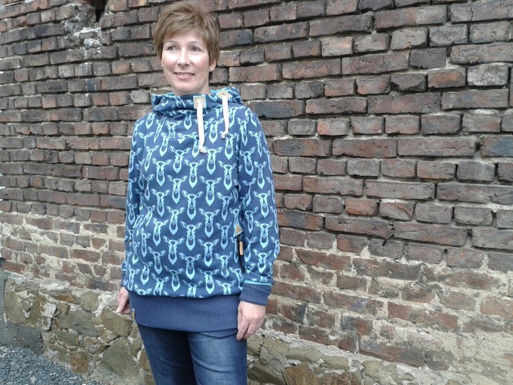 Schnittmuster und Nähanleitung Hoodie Julia
