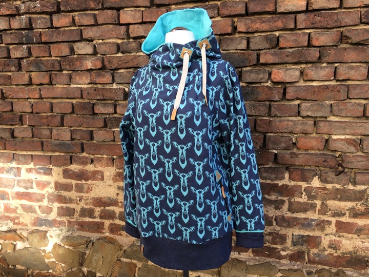 Schnittmuster und Nähanleitung Hoodie Julia