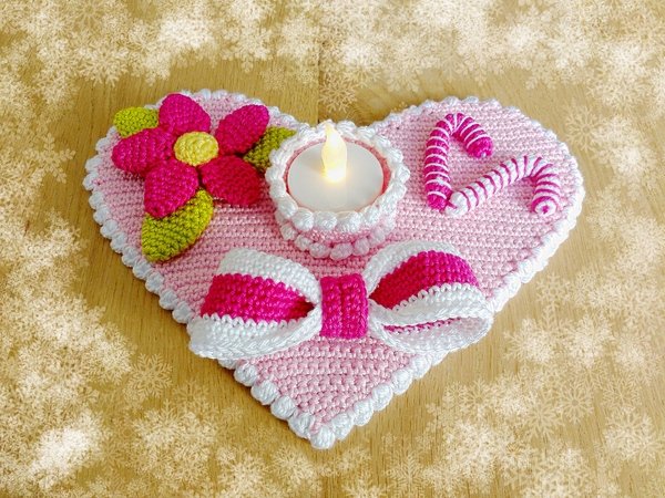 Christmas Heart - Crochet Pattern from Diana´s kleiner Häkelshop