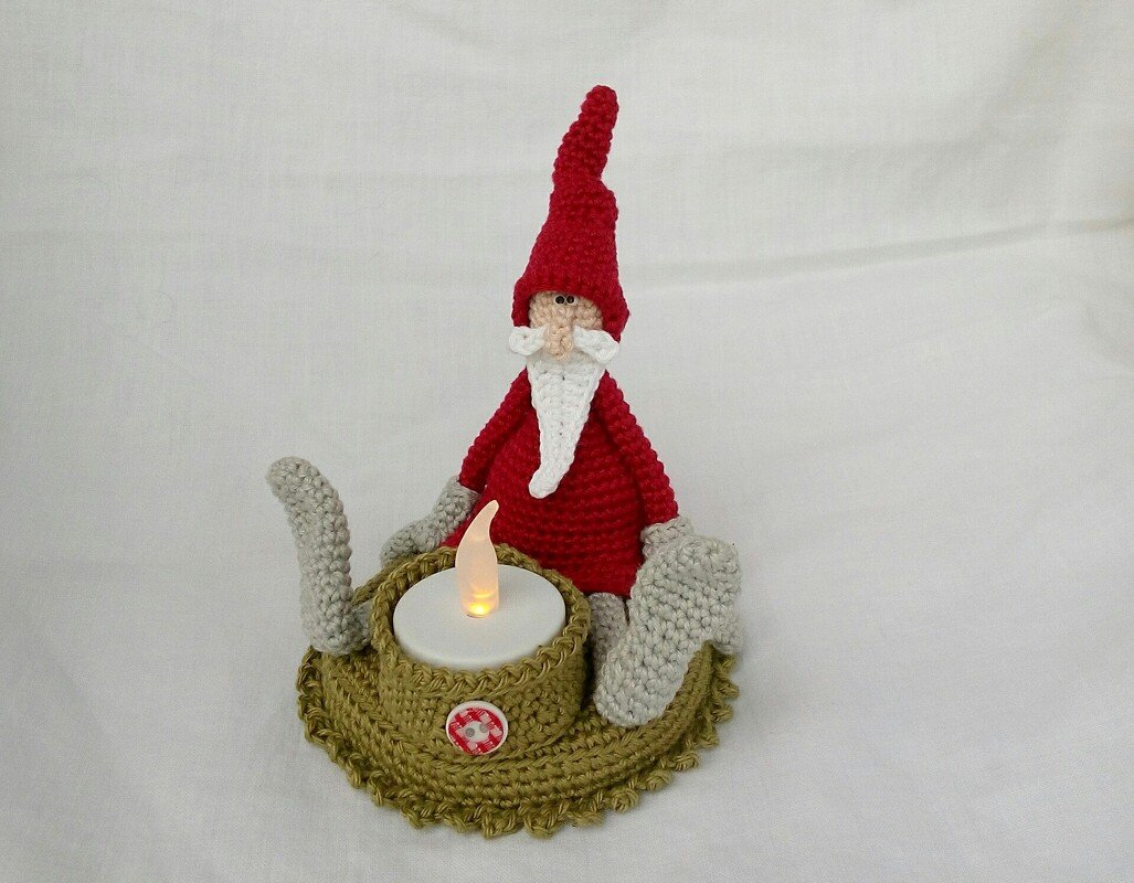 Häkelanleitung Teelichthalter Herr Klaus im Schlafrock - Bild 4