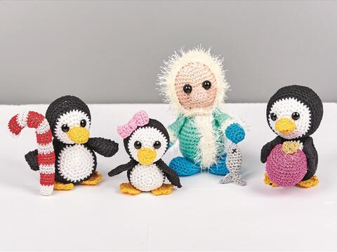 Häkelanleitung Pinguinfamilie mit Deko