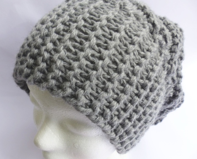 Strickanleitung, Bommelmütze mit diagonal Streifen (super leicht an alle Größen anzupassen)