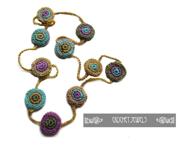 Häkelanleitung für Häkelkette "DOTS" von crochet-jewels