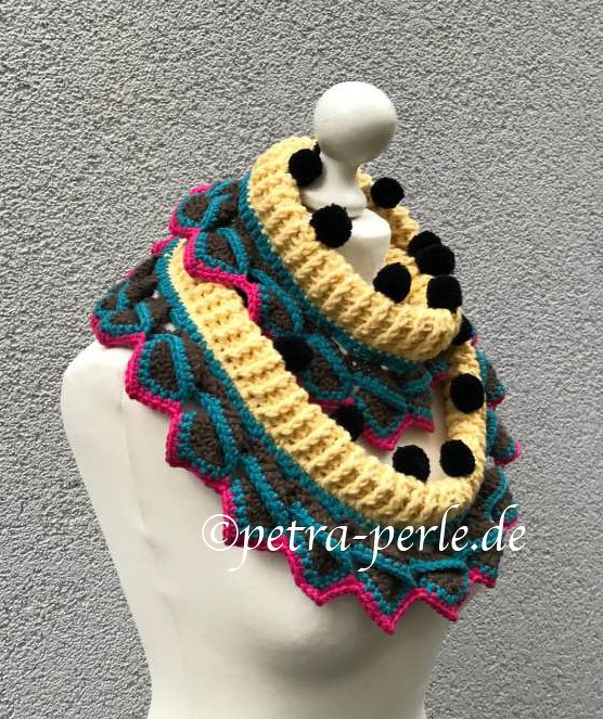 Loop mit Bommel - Bild 3
