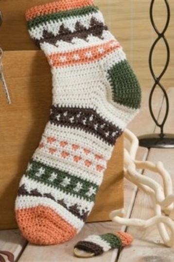 Socken Häkeln im Jacuqardmuster mit Minisocke