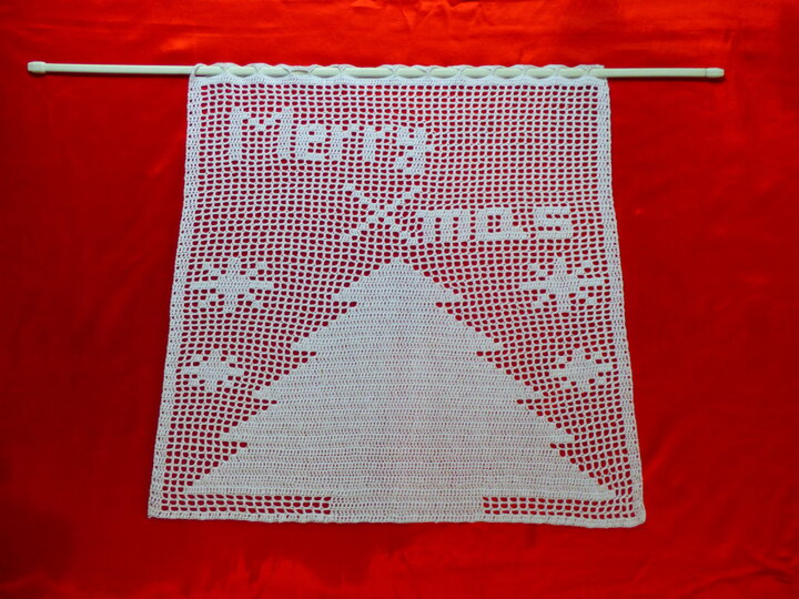 Häkelanleitung Gardine Merry Xmas mit Baum einfach