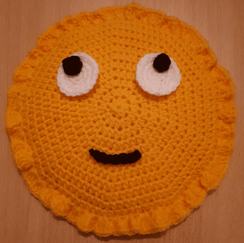 Emoji - Knuddelkissen (9 Modelle in zwei Varianten) - Bild 2