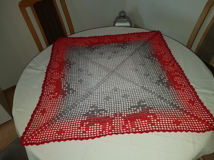 Tischdecke "Christmas" 85x85 cm, Mitteldecke, Häkelanleitung