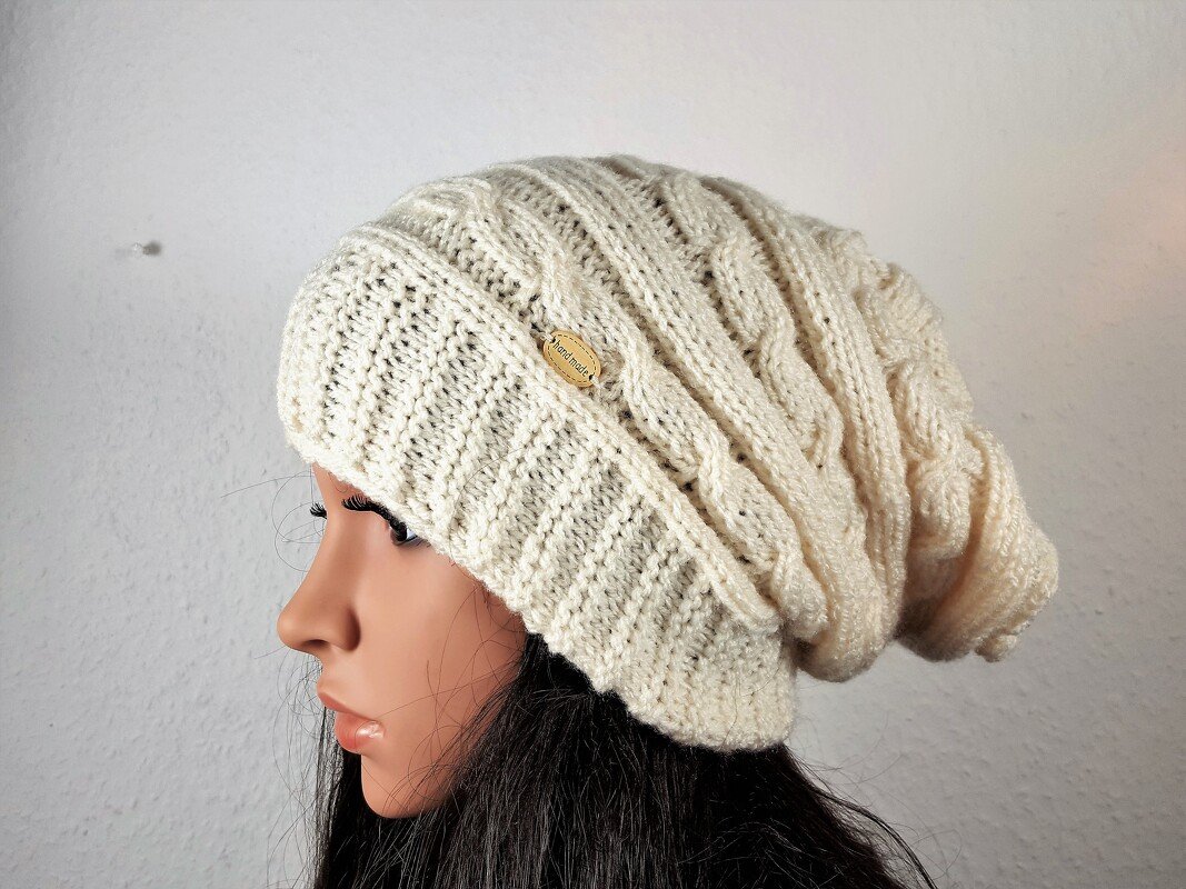 94 Strickanleitung Beanie Mütze aus einem Quadrat 1