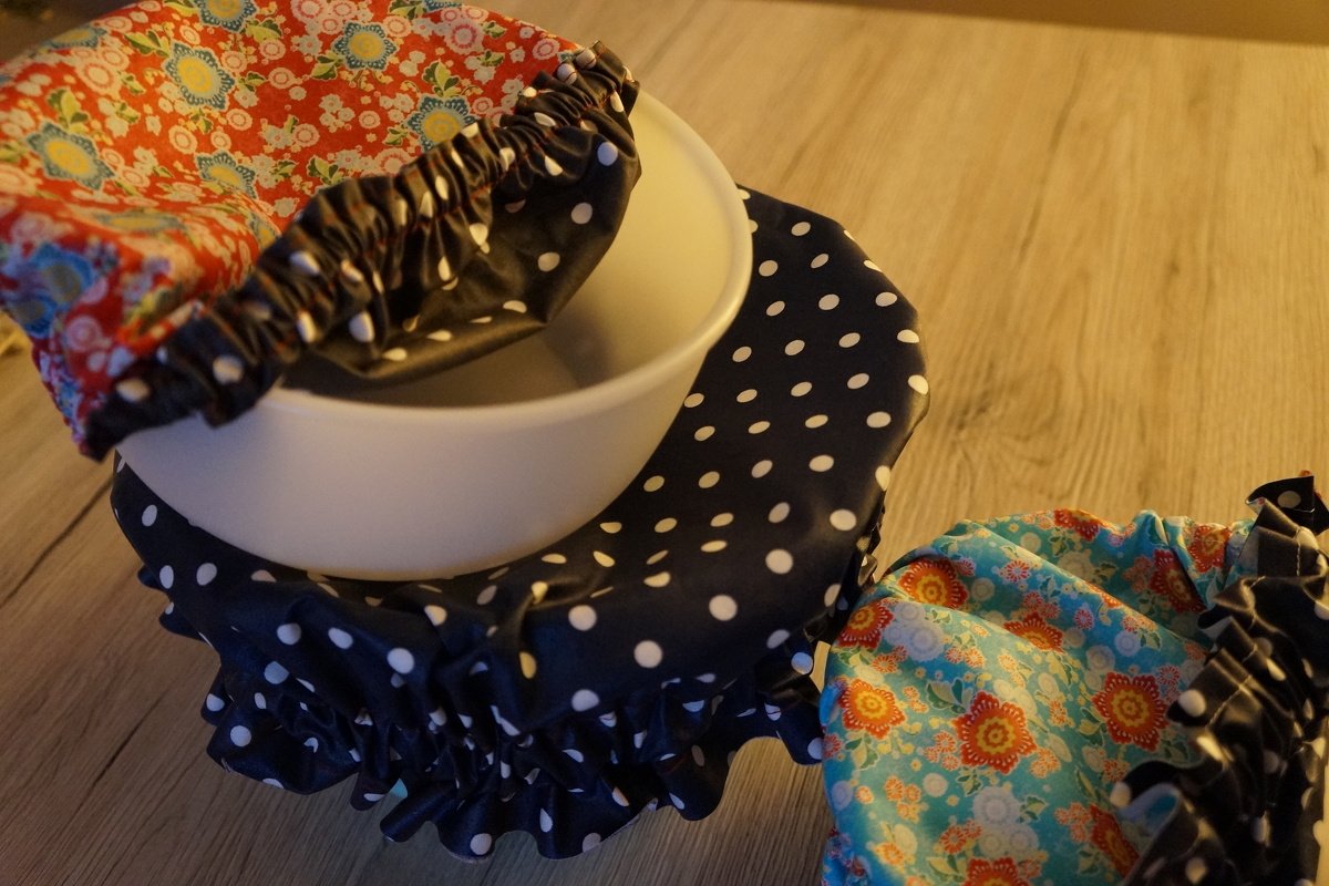 Nähanleitung für eine nachhaltige Haube zum Abdecken deiner Teller, Becher oder Schalen