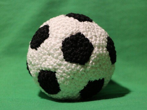 Häkelanleitung für Fußball
