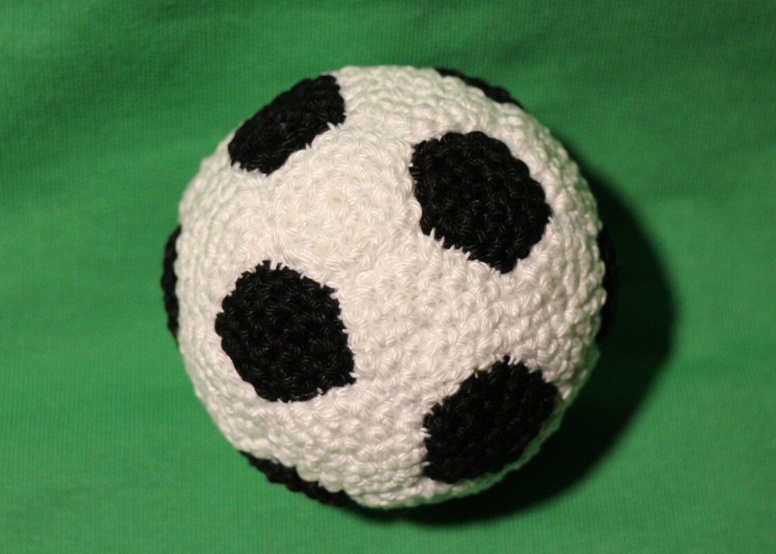 Häkelanleitung für Fußball - Bild 3