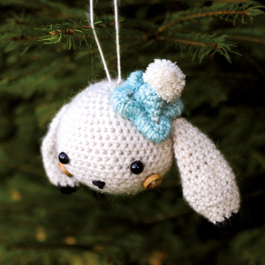 Tierkugel Bella der Schneehase - Häkelanleitung Tierkugel