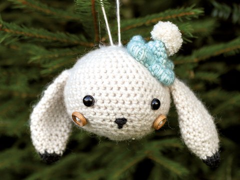 Tierkugel Bella der Schneehase - Häkelanleitung Tierkugel