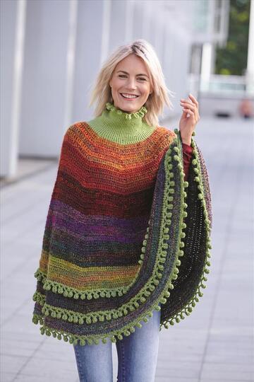 Gehäkelter Poncho aus Bauschgarn in verschiedenen Farben mit Noppenrand