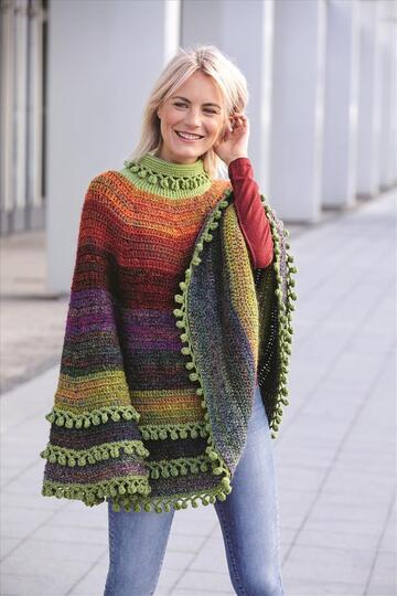 Gehäkelter Poncho aus Bauschgarn in verschiedenen Farben mit Noppenrand