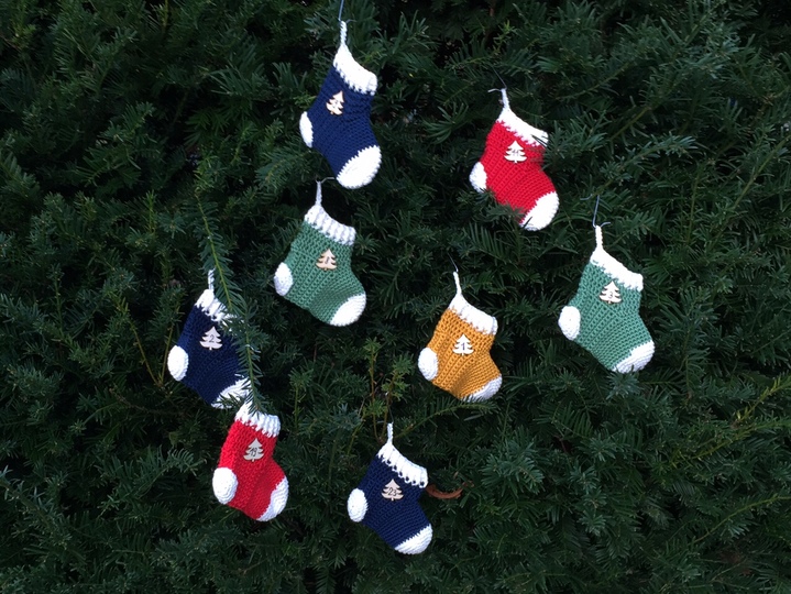 Adventskalender Söckchen Häkelanleitung