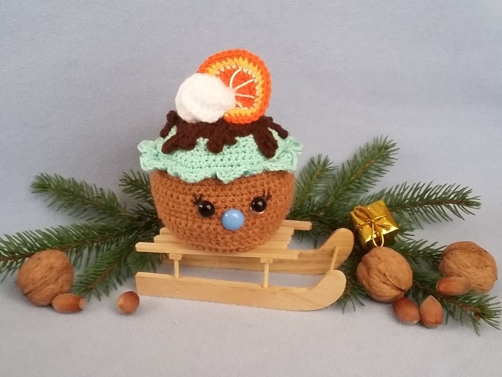 Suki der Weihnachts-Cupcake, Häkelanleitung