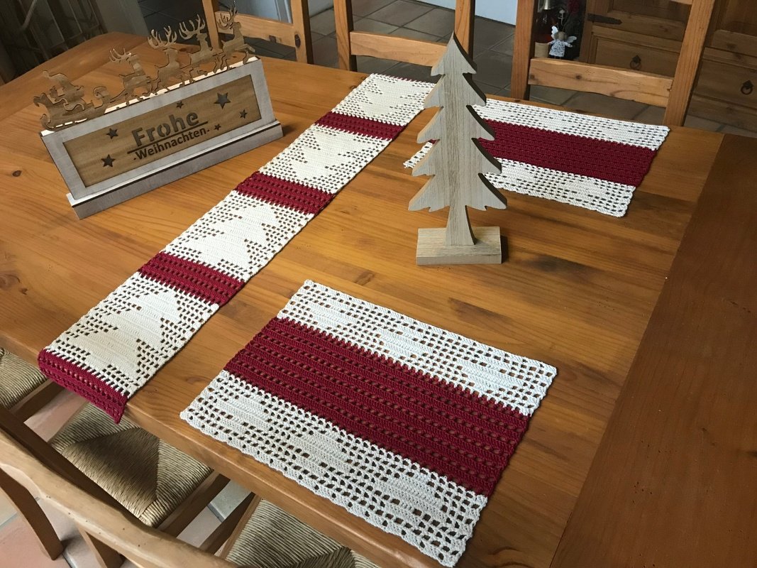 Häkeln / Set / Tischband und Platzdeckchen "Christmas" - Bild 2