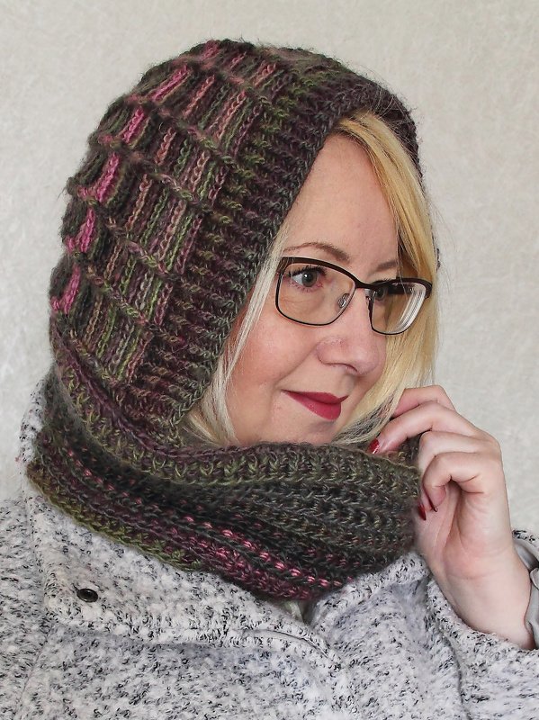 Häkelanleitung Kapuzenschal Scoodiehoodie - Bild 12