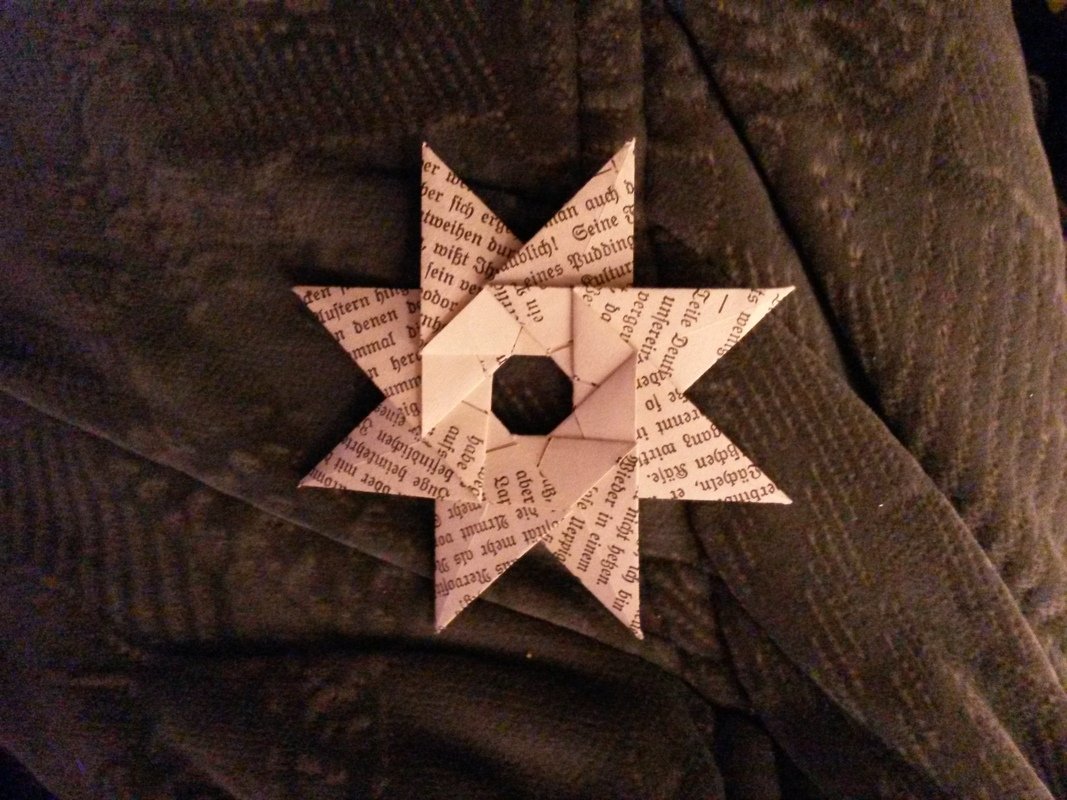 Faltstern mit Loch aus 8 Teilen