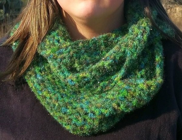 Häkelanleitung Loop "Flauschiges Grün"