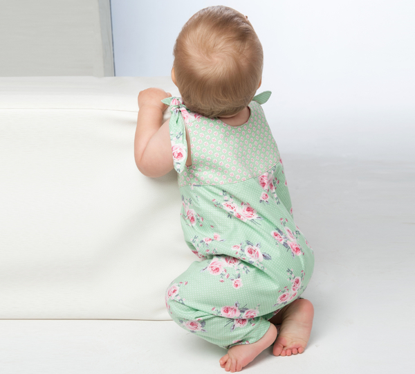 Baby Strampler LUNA & Latzhose CHARLOTTE – Datei 50/56–86/92
