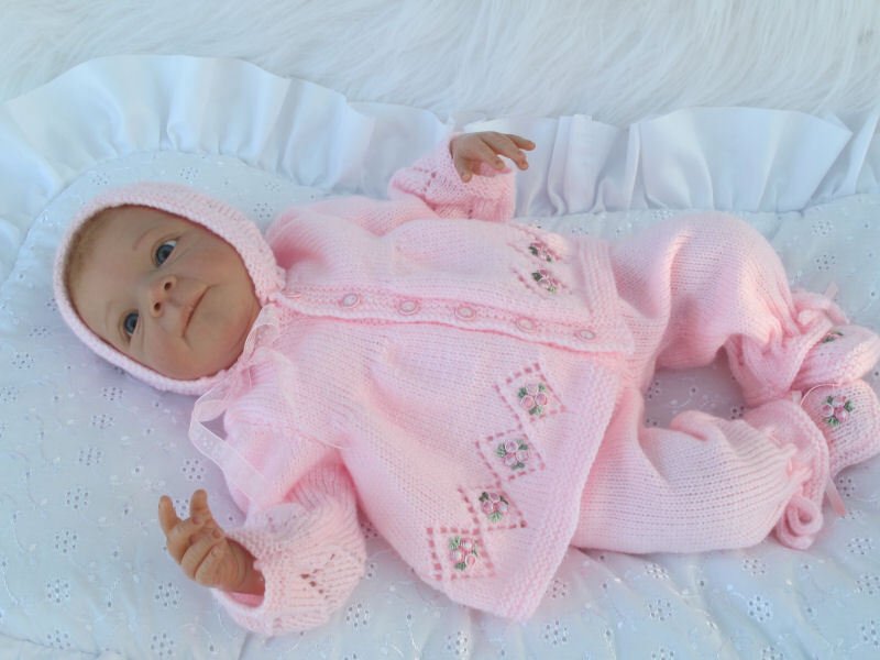 Strickanleitung Modell Alina Gr. 50/54 für Baby und Reborn