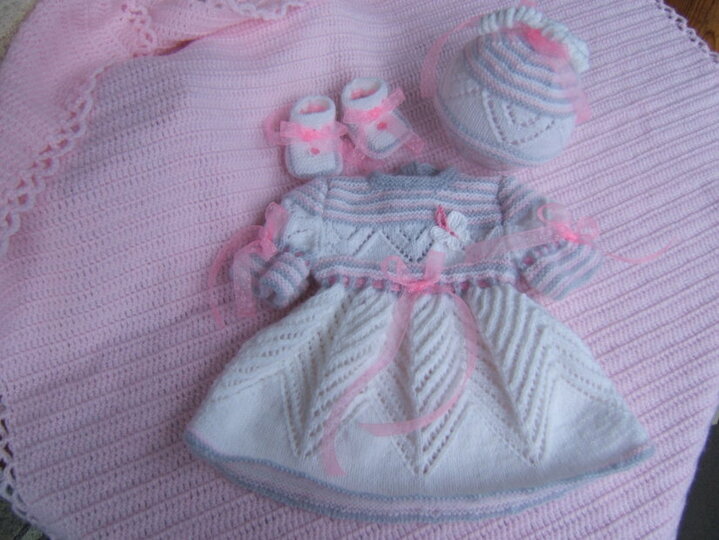 Strickanleitung f&uuml;r Baby's u. Reborns Modell Grace Gr. 50-56