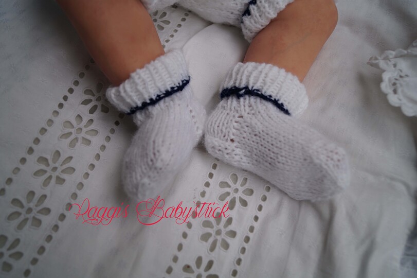 Strickanleitung f&uuml;r Baby's u. Reborns Modell Fin Gr. 50-56