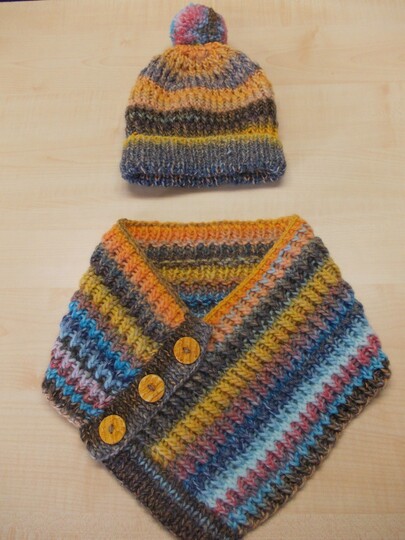 Winterset aus Mütze und Schal für Damen jeden Alters