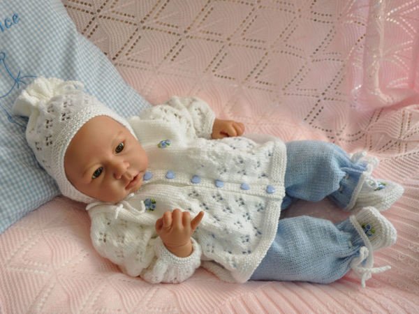 Strickanleitung, Babygarnitur 3-teilig Modell Bambam Gr. 48/50 für Baby und Reborn