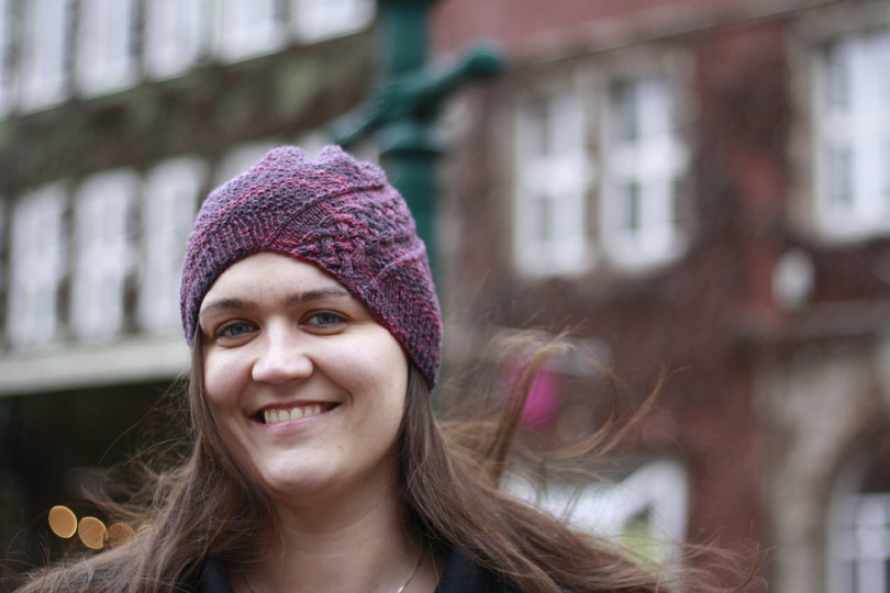 "Trena" Hat - knitting pattern for fingering weight yarn