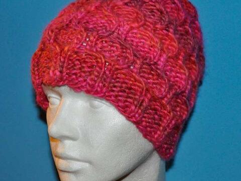 Strickanleitung * Strickmütze “Wabenzopf” reversi