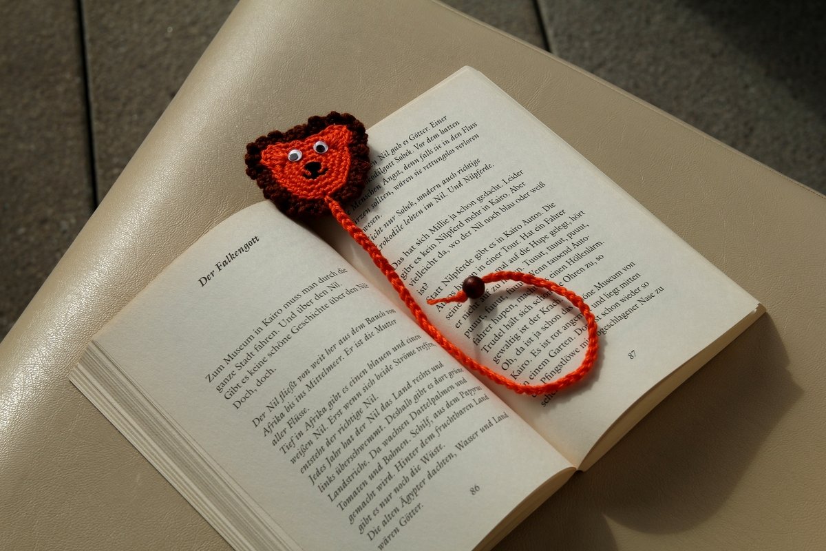 Häkelanleitung für Lesezeichen Löwe