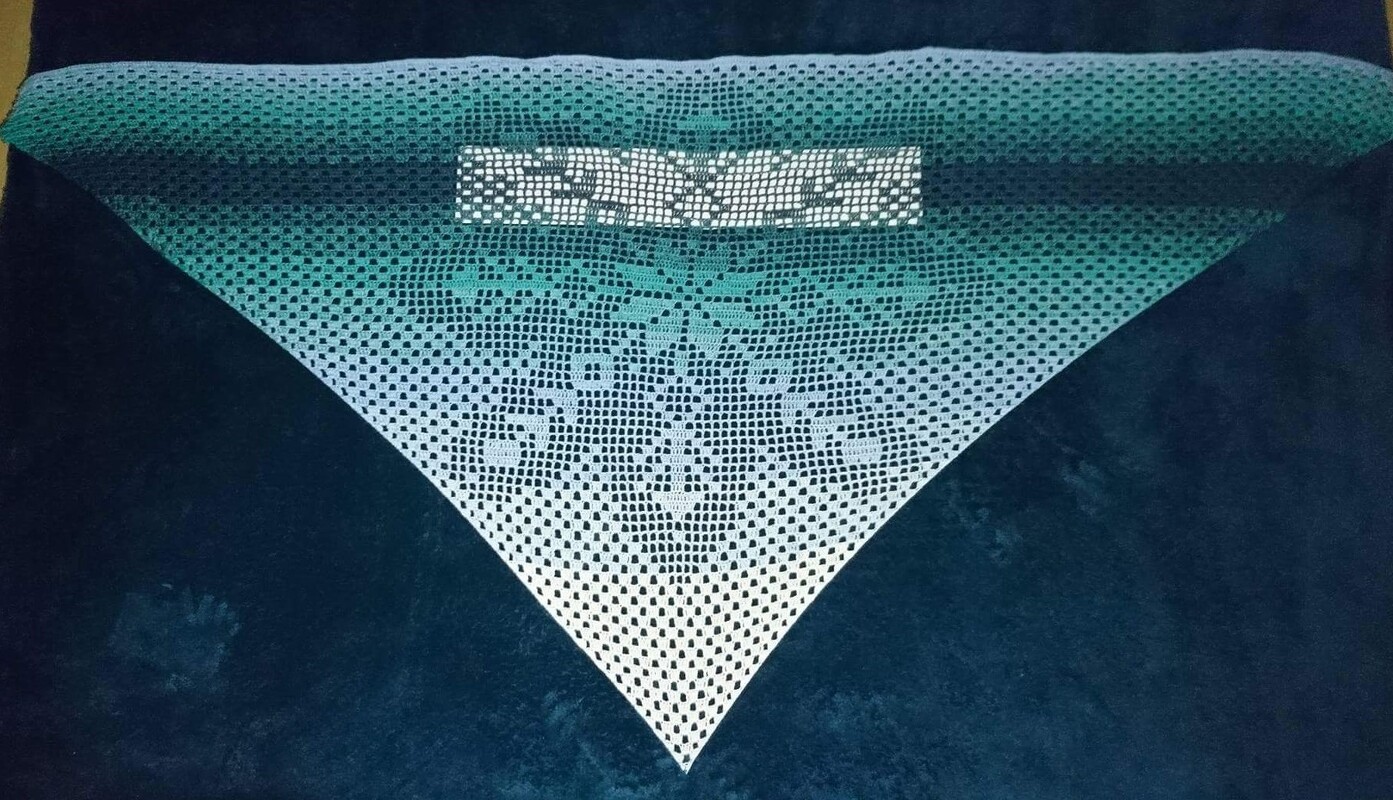 Motivtuch "Winterstern", Dreieckstuch, Häkelanleitung
