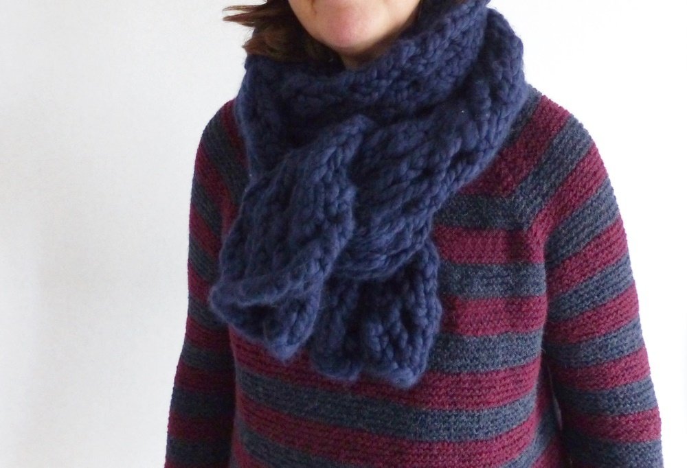 DIY Schal mit Lochmuster