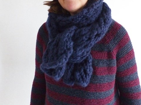 DIY Schal mit Lochmuster