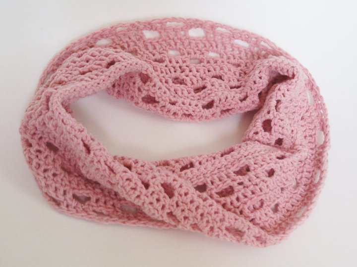 Häkelanleitung: Damen Mädchen Mütze + Möbiusschal (S, M, L)